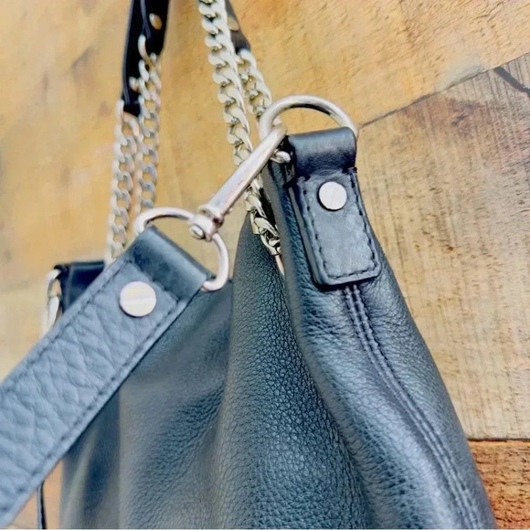 Micheal Kors Jet Set Travel Black Pebbled Leather Shoulder/Crossbody Bag - Picture 8 of 12
